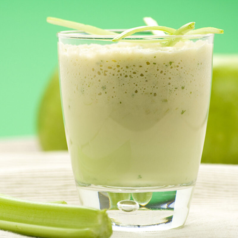 Smoothie de avena, manzana y apio Sapiorum